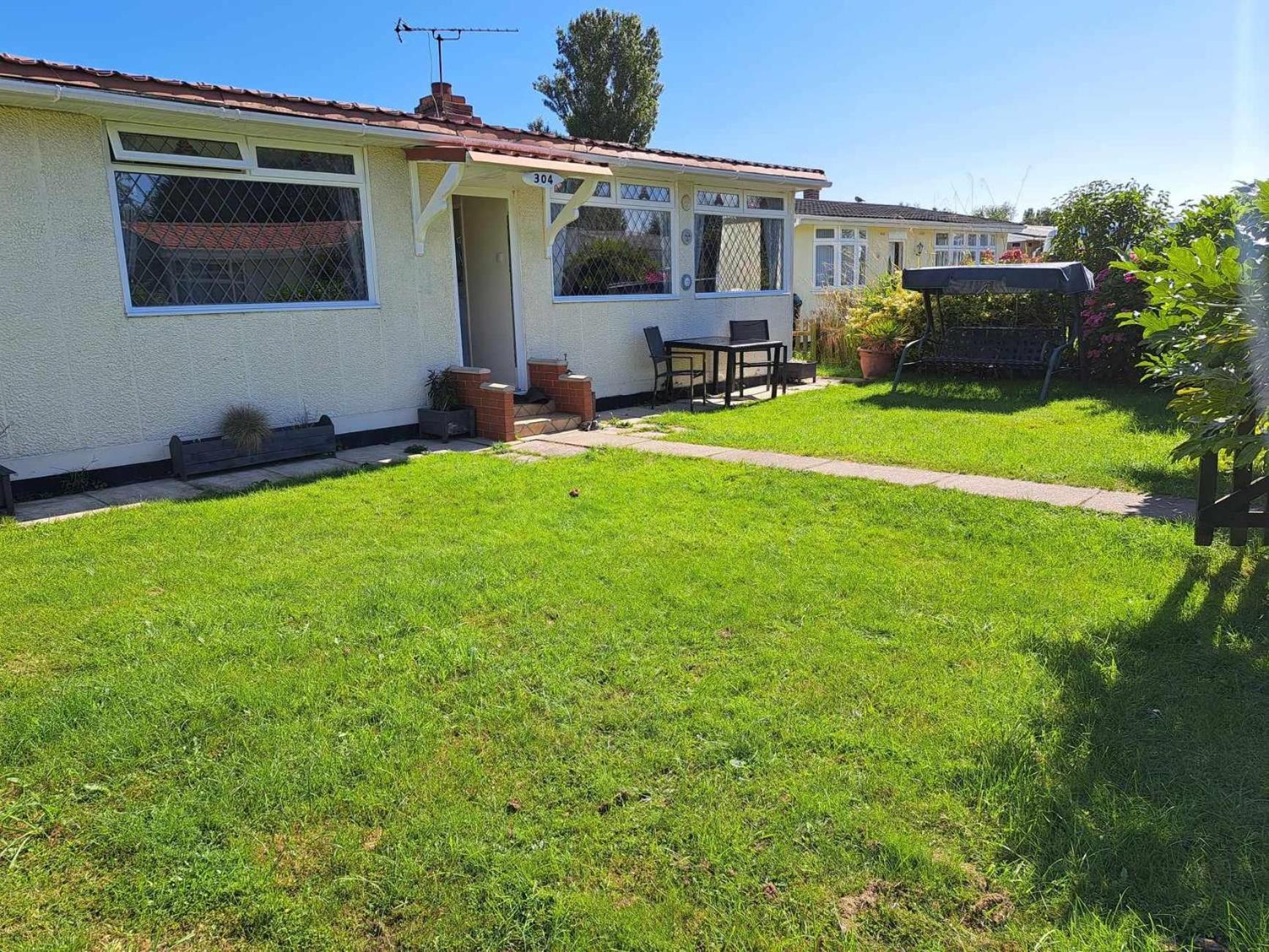 Beach & Tonic Beachside Chalet Humberston 외부 사진